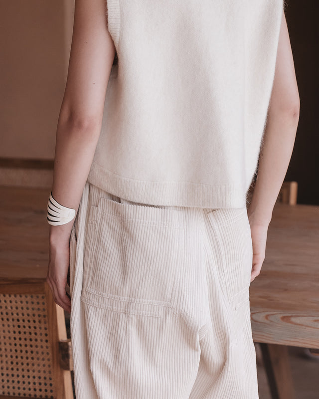 Pantalon velours côtelé écru, coupe ample moderne et confortable - Pantalons & combinaisons Mes Demoiselles - Image 3