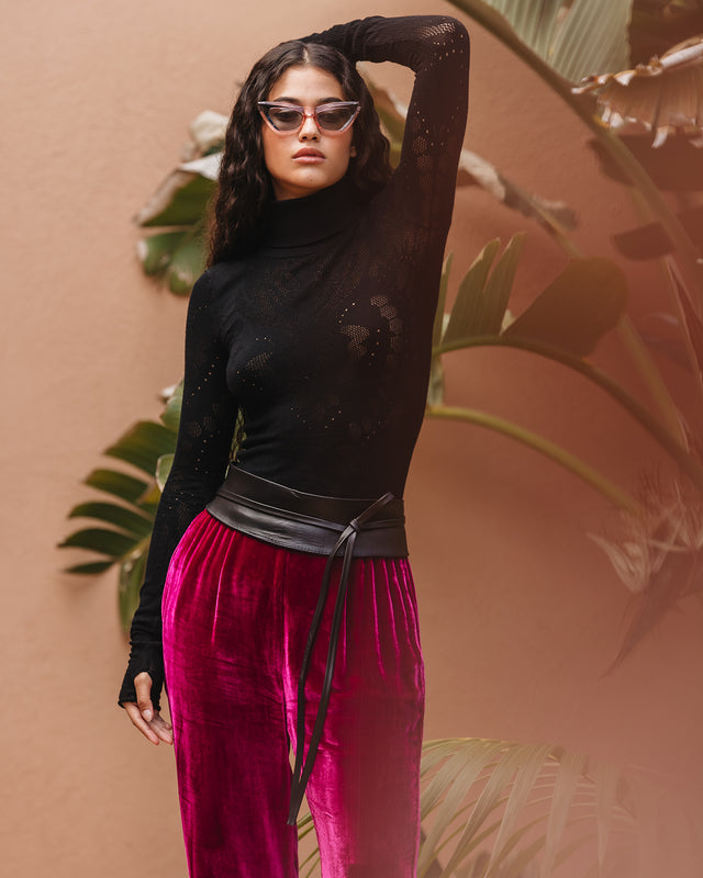 Pantalon velours fuchsia, coupe droite, pli marqué, taille élastique - Pantalons & combinaisons Mes Demoiselles - Image 3