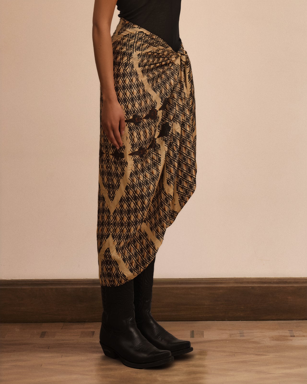 Arianne Scarf - Orange - Image 3