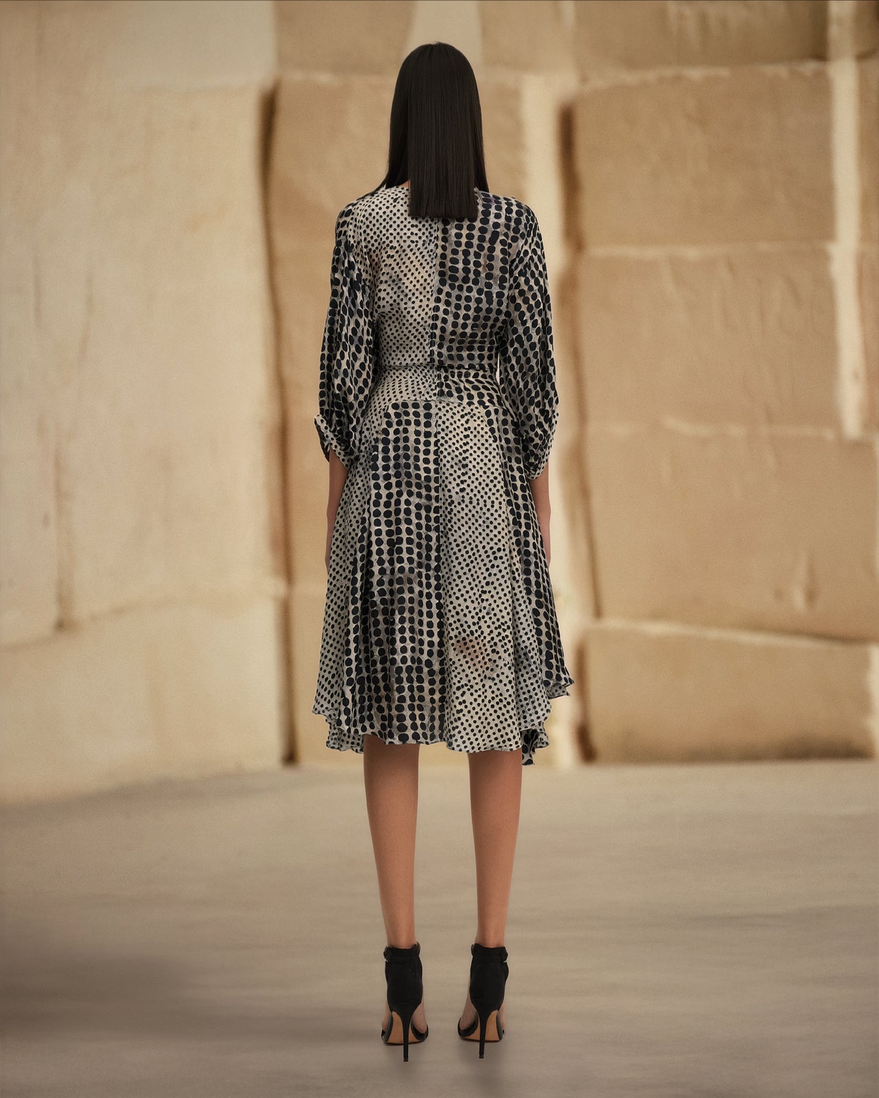 Robe Diademe - Noir - Image 4