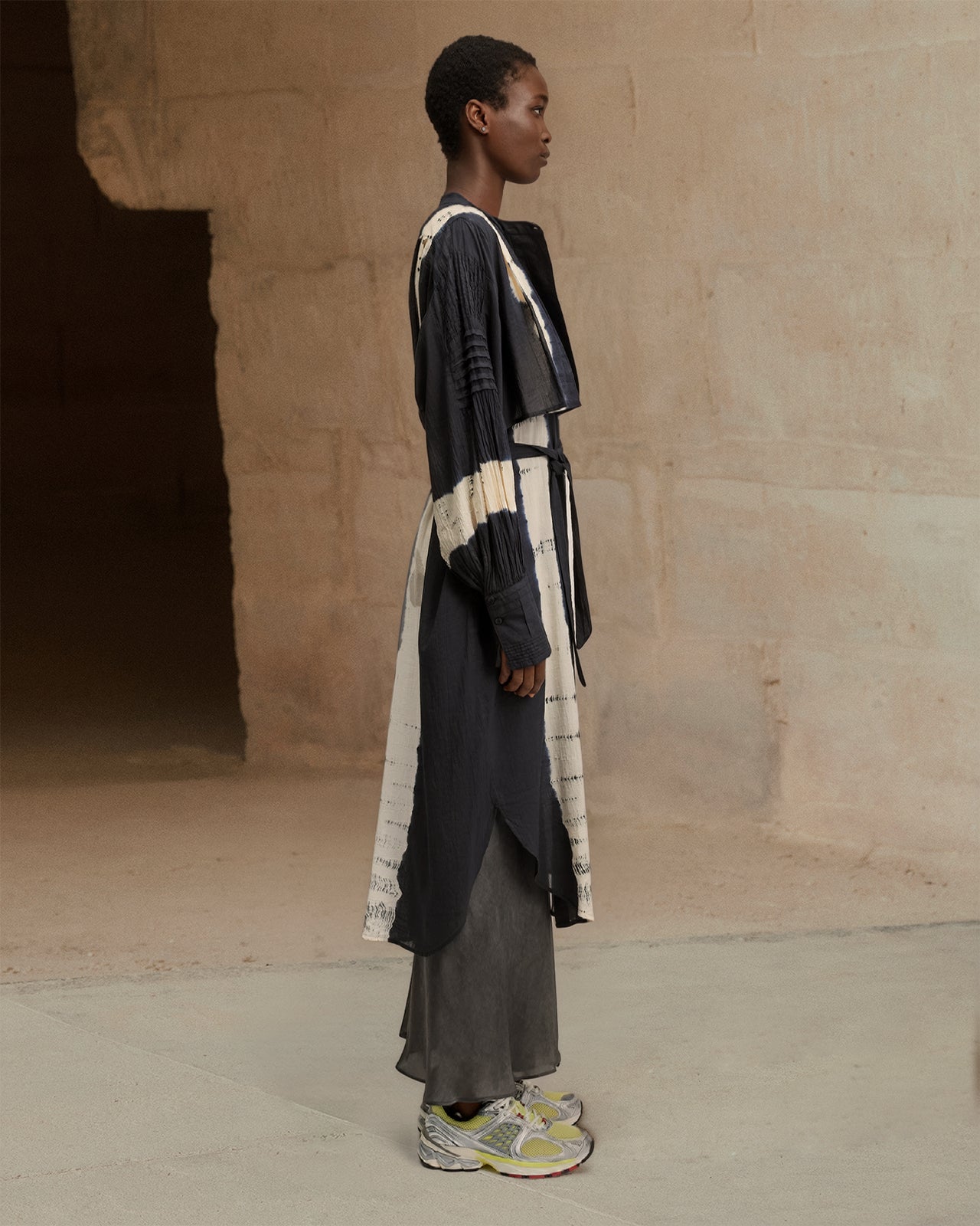 Robe Laly - Noir - Image 5