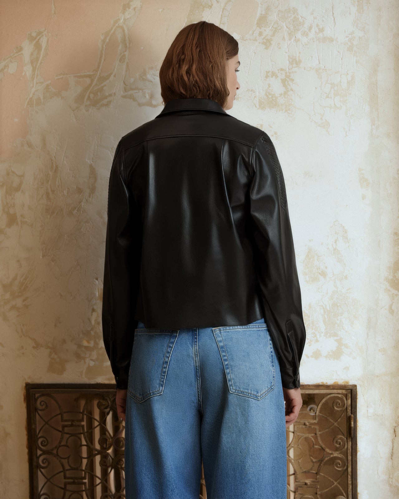 Lam Shirt - Black - Image 4