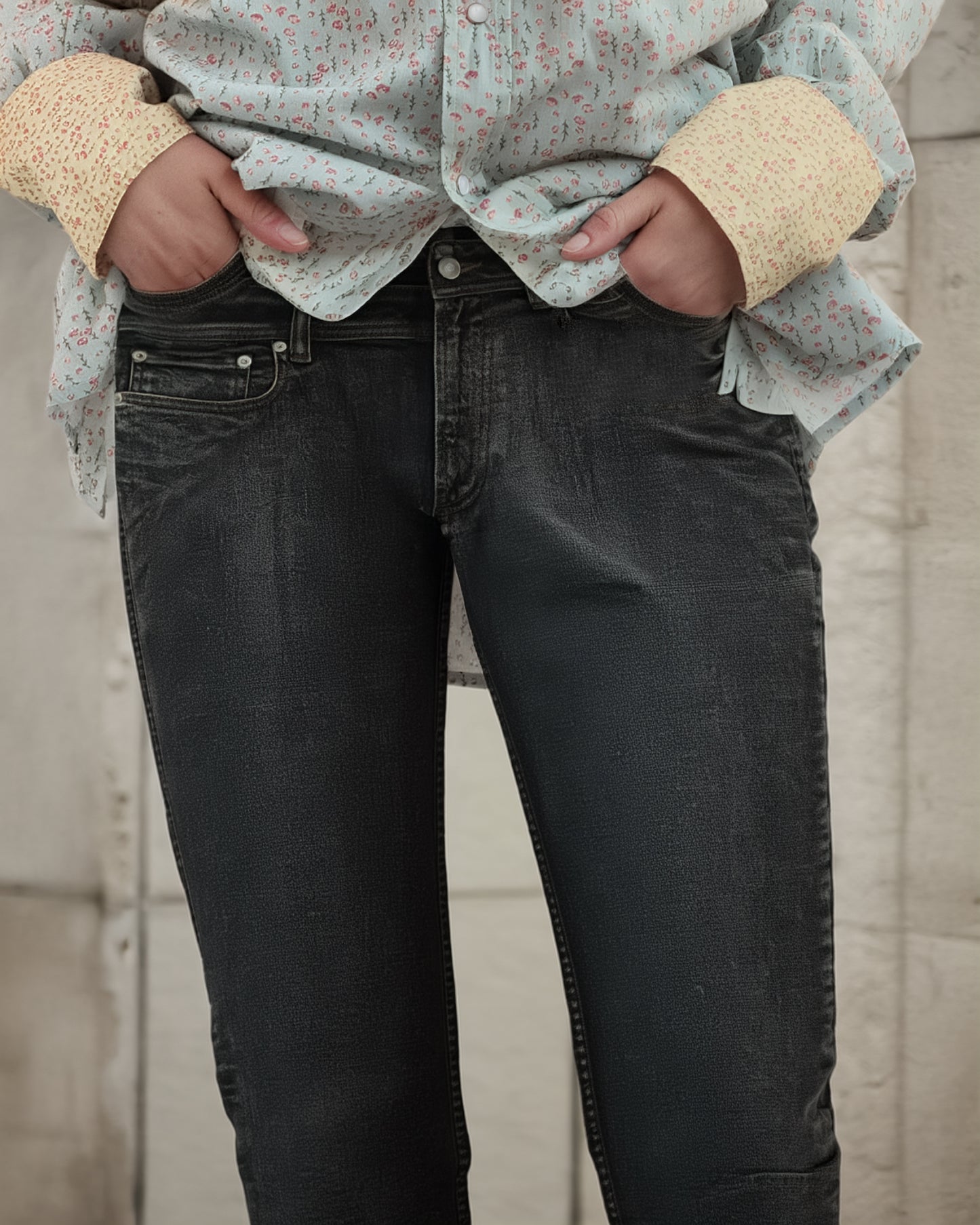 Taylor Jeans - Washed Black