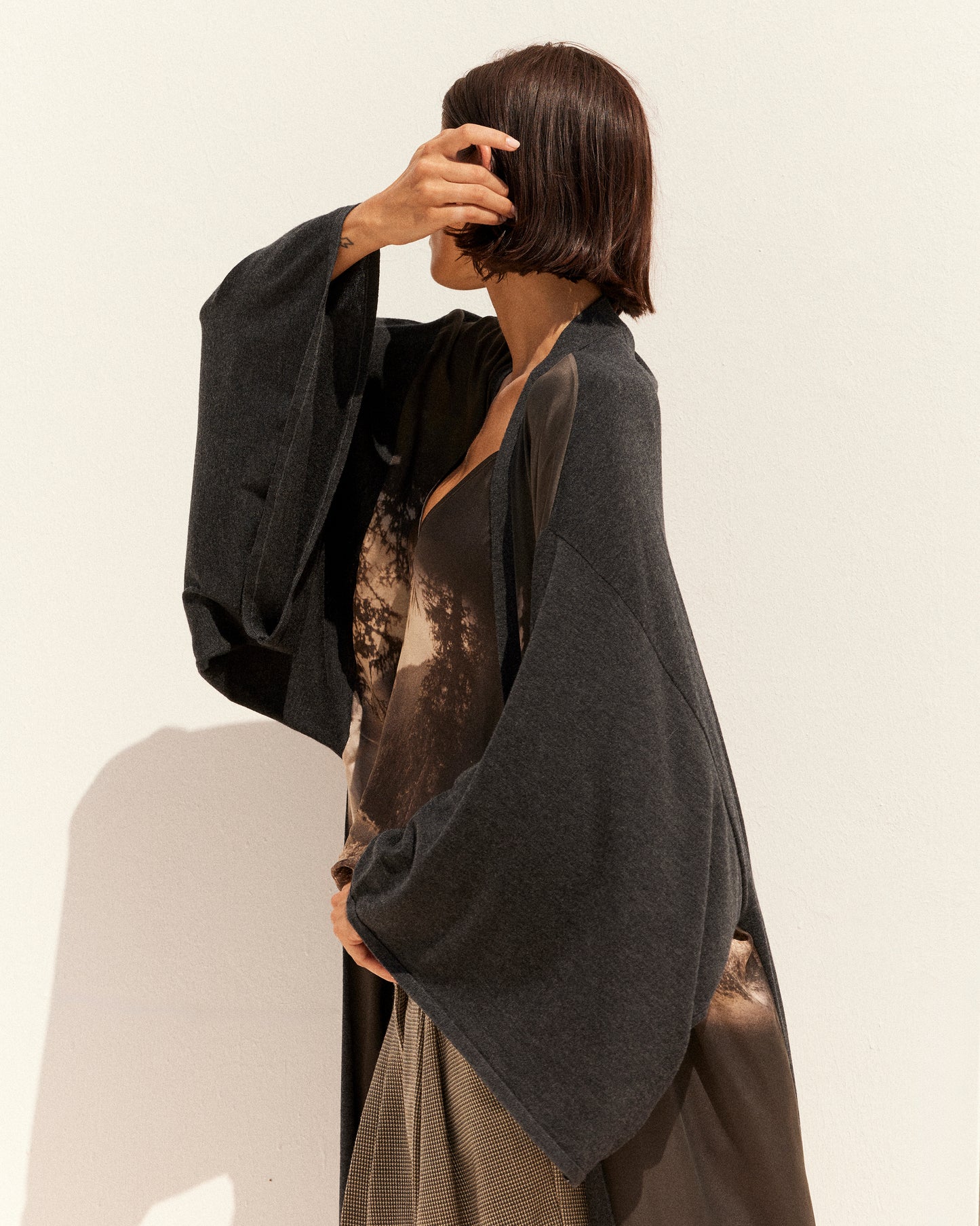 Angus Kimono - Black