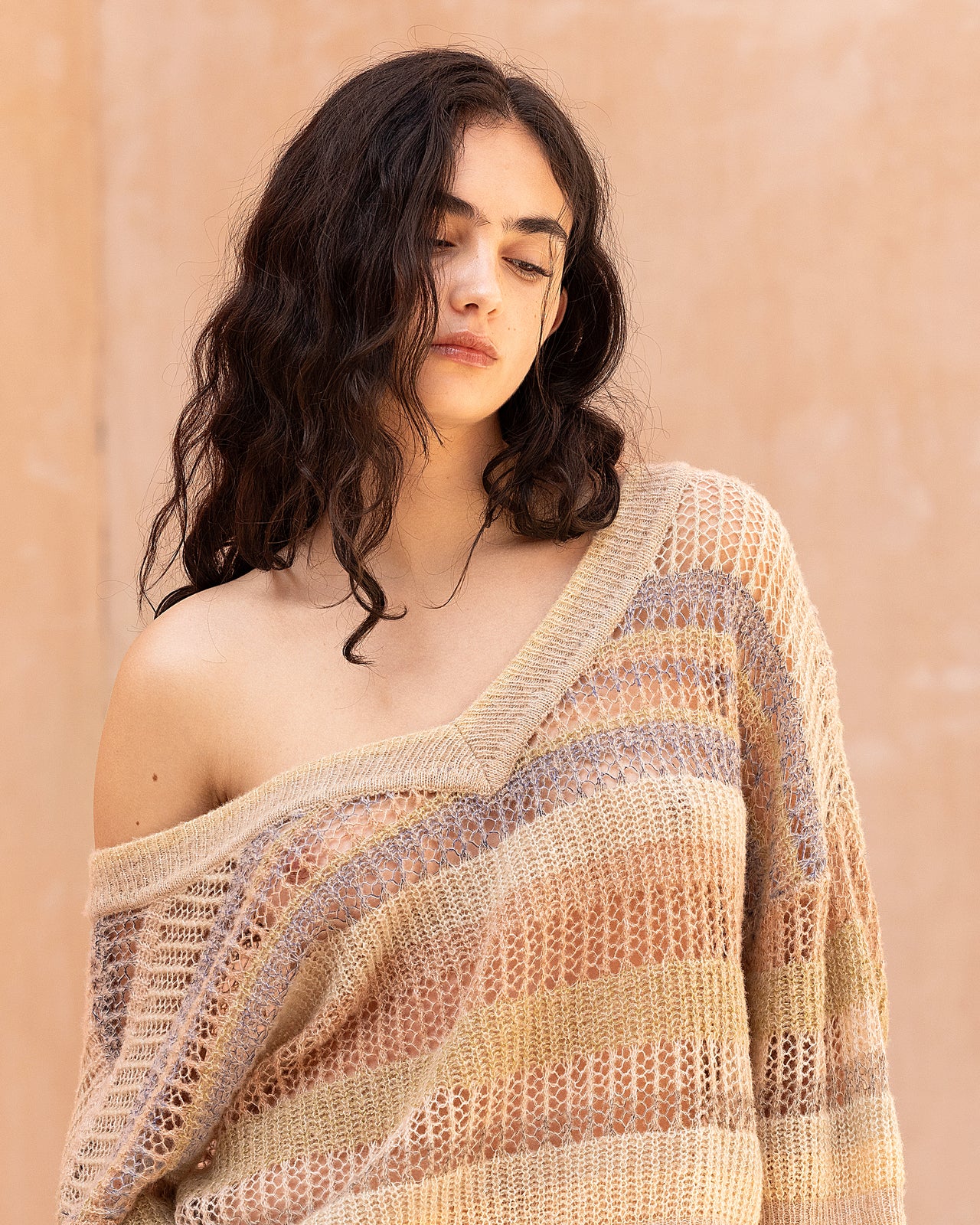 Pull Faika - Beige : Pull court rayé ajouré dans des nuances de beige Mes Demoiselles - Image 7