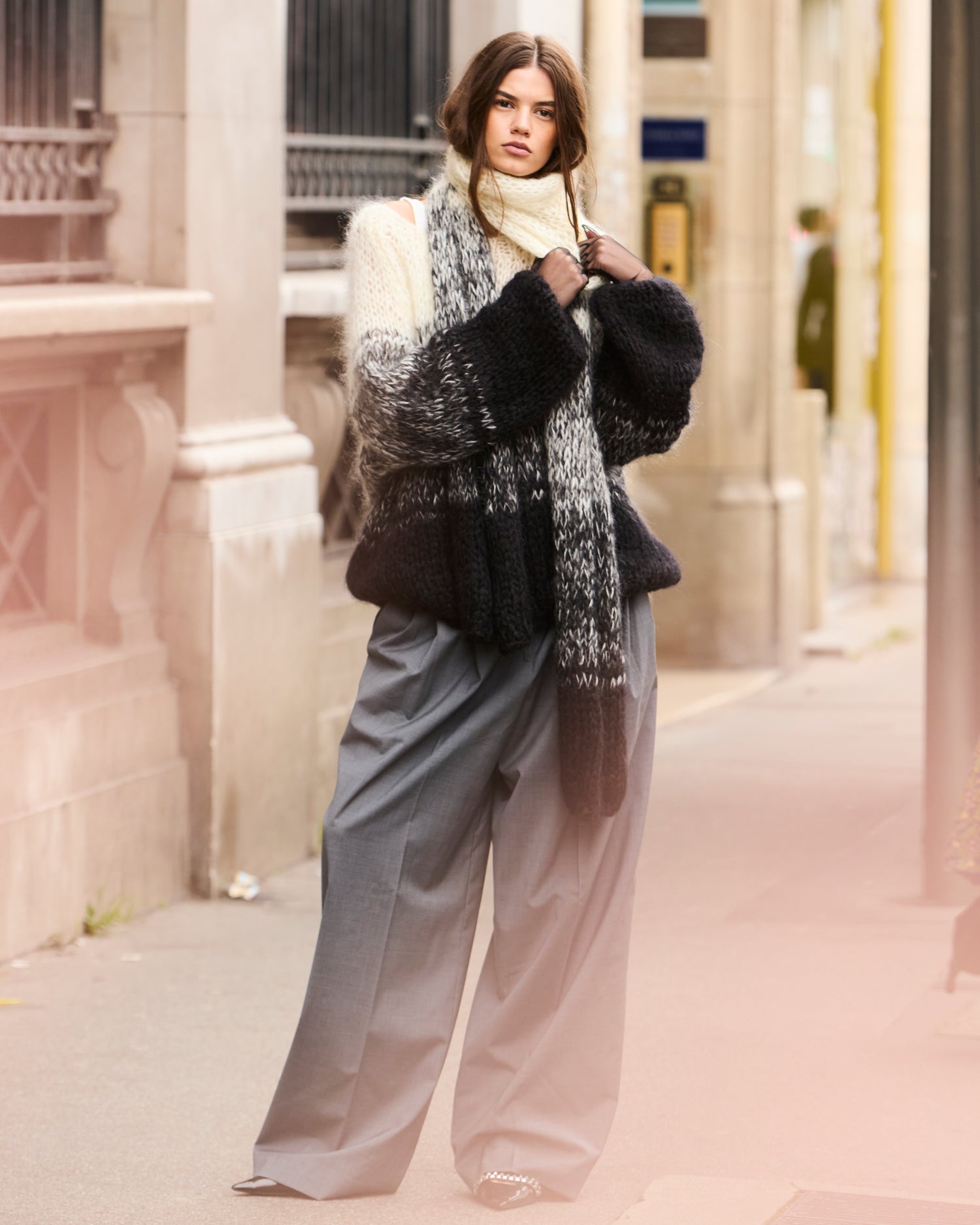 Pull oversize en mohair dégradé – Noir & Ivoire - Pulls & gilets Mes Demoiselles