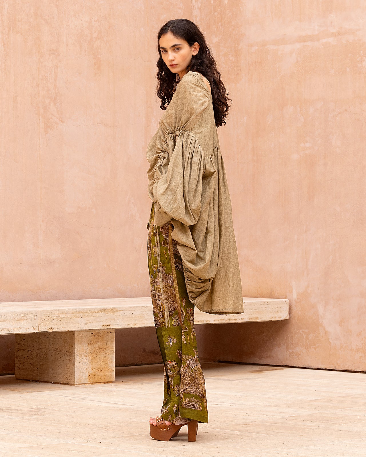 Chemise Ophelia - Beige : Blouse beige en voile de coton et détails subtils Mes Demoiselles - Image 5