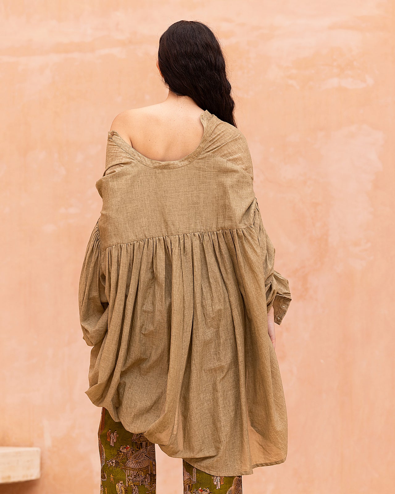 Chemise Ophelia - Beige : Blouse beige en voile de coton et détails subtils Mes Demoiselles - Image 4