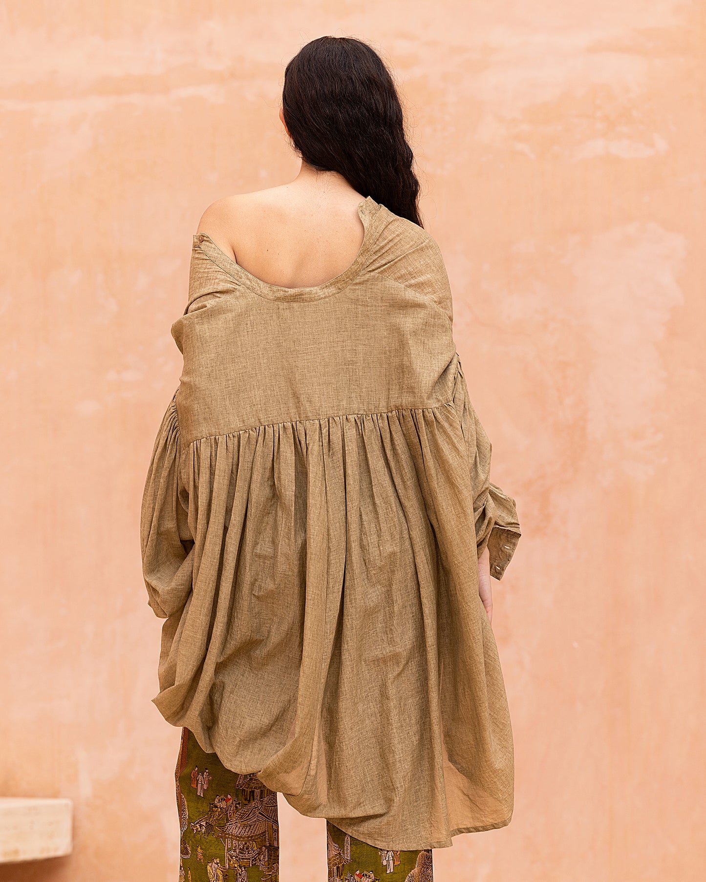 Chemise Ophelia - Beige : Blouse beige en voile de coton et détails subtils Mes Demoiselles