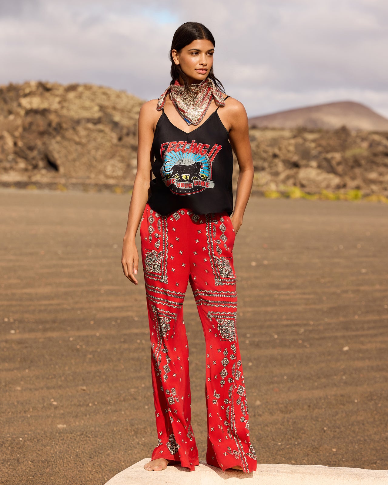 Resley Top -  Black - Image 4