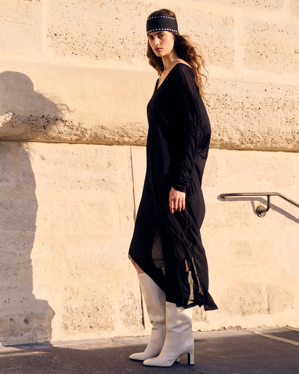 Robe Alb - Noir