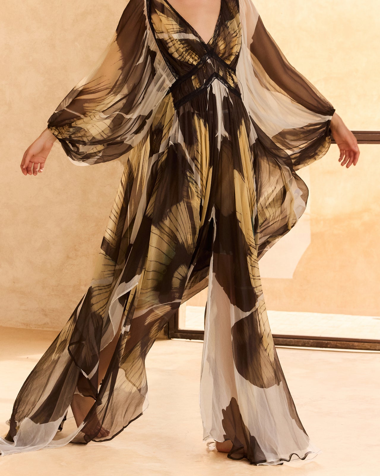 Robe Pucha - Noir & Blanc - Image 7