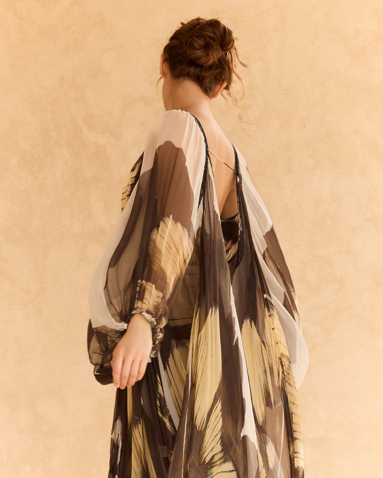 Robe Pucha - Noir & Blanc - Image 8