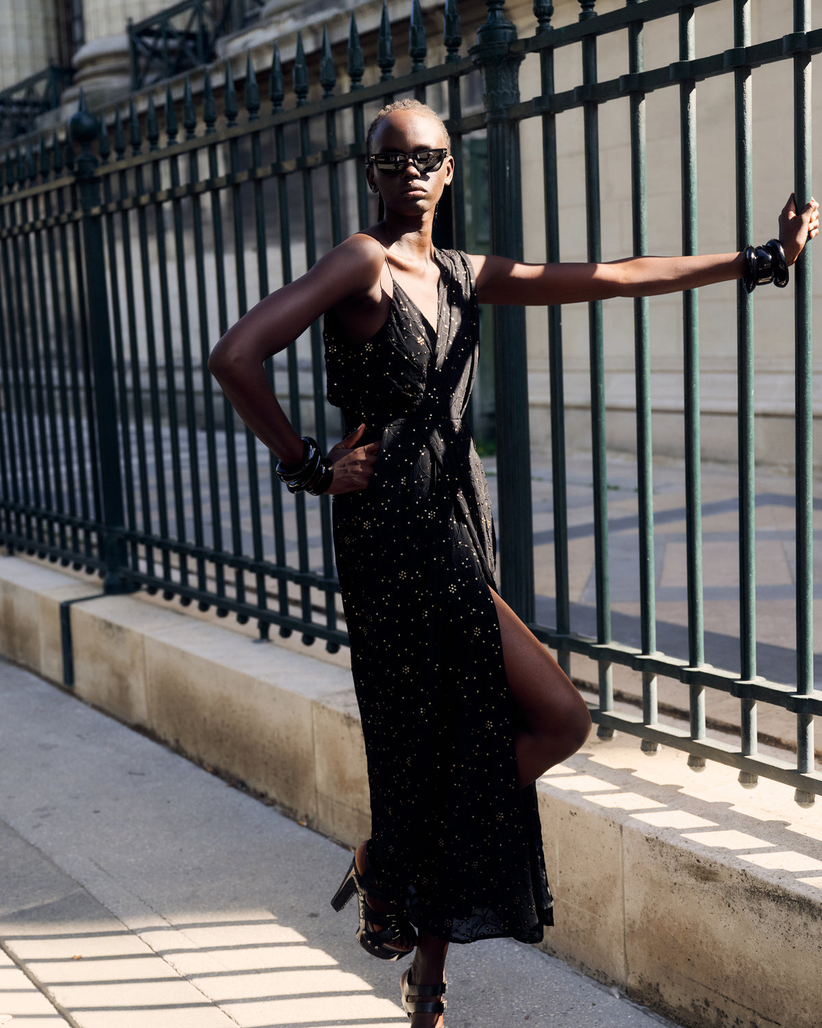 Robe Sym - Noir - Image 1