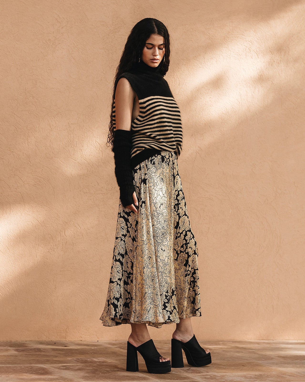 Jupe Rose ayr  Noir | Mes Demoiselles Paris - Image 4