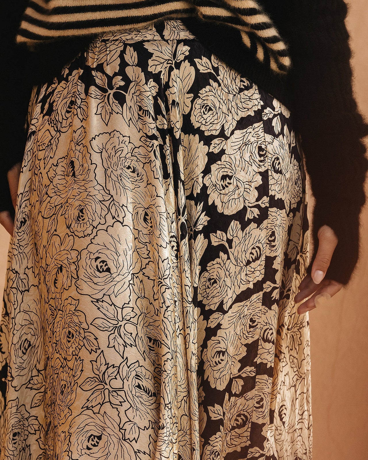 Jupe Rose ayr  Noir | Mes Demoiselles Paris - Image 3