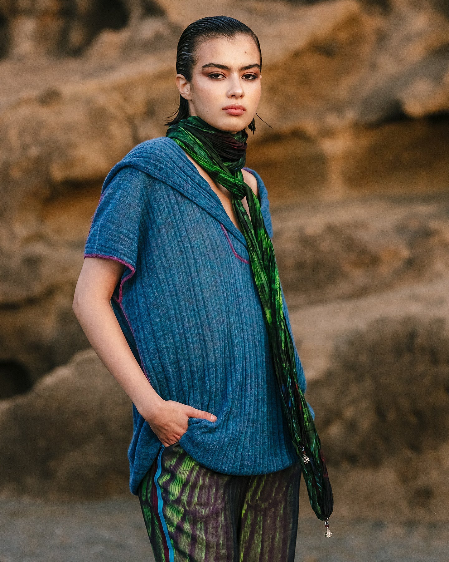 Pull sans manches alpaga mélangé, bleu, capuche et épaules tombantes - Pulls & gilets Mes Demoiselles