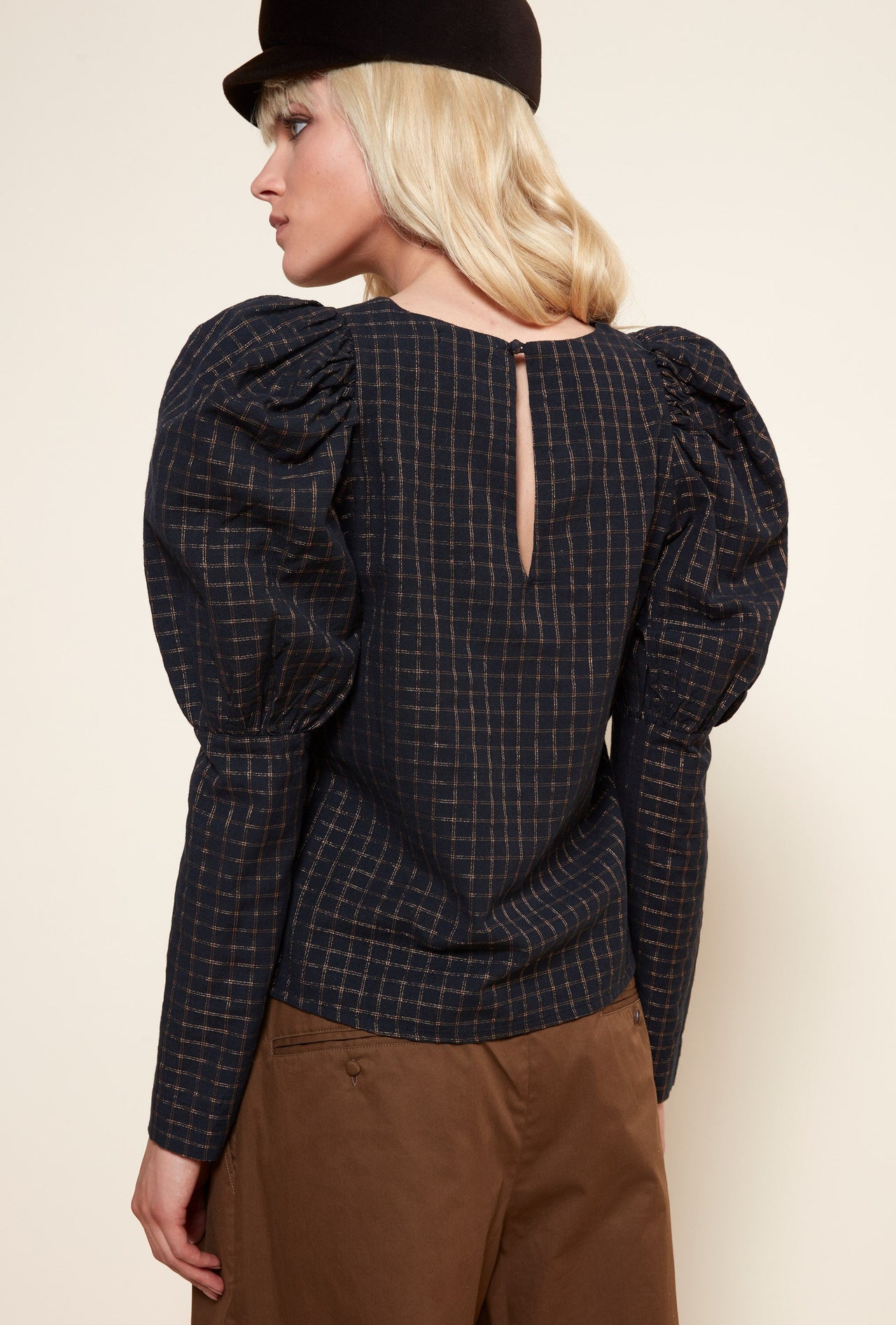 Top Solveig  Noir | Mes Demoiselles Paris - Image 4