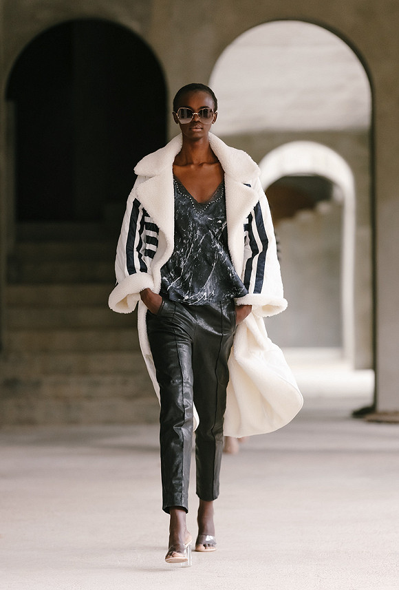 Coat Mai Mes Demoiselles color Ivory